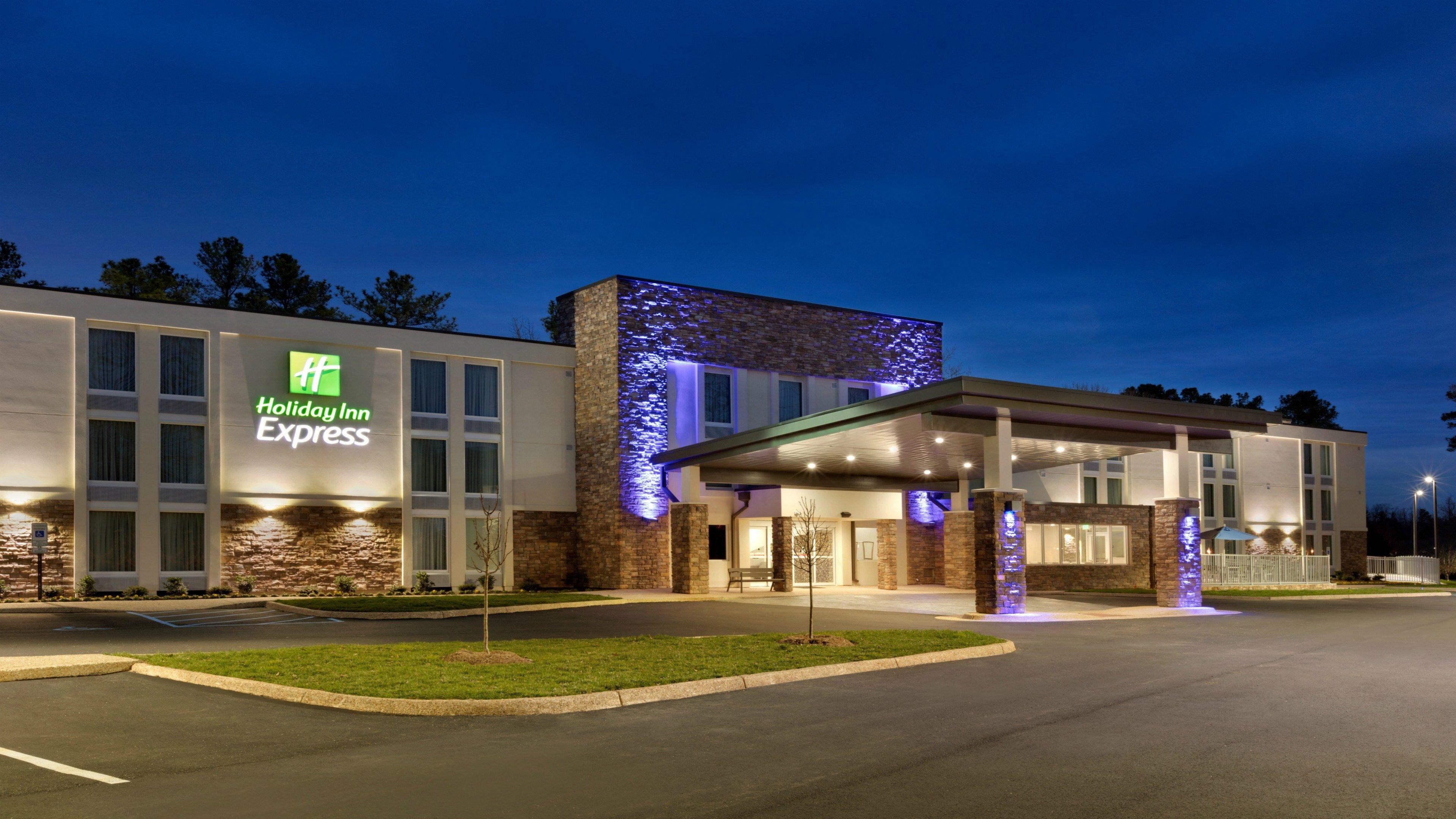 Holiday Inn Express - Williamsburg Busch Gardens Area By Ihg Eksteriør billede