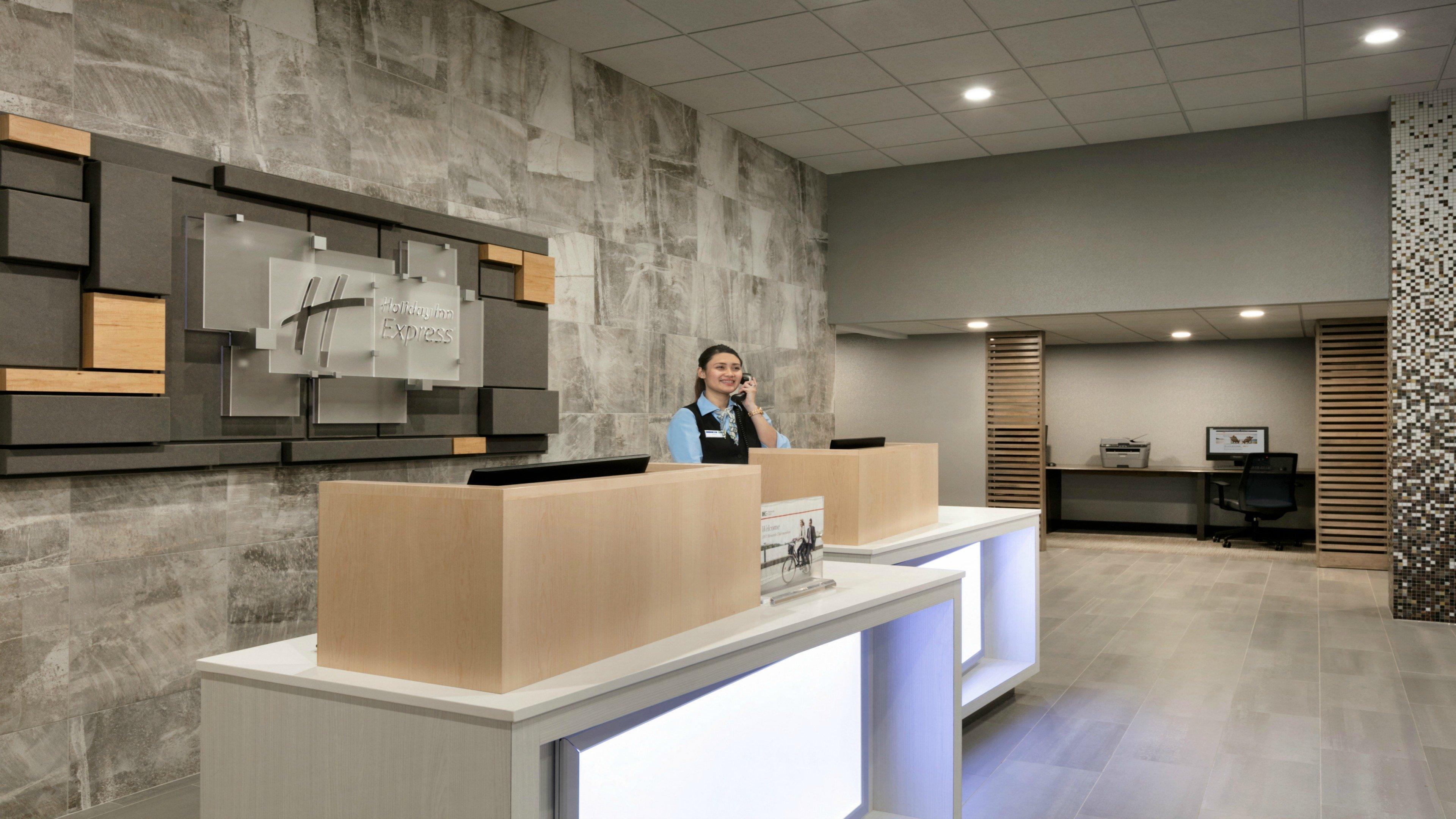 Holiday Inn Express - Williamsburg Busch Gardens Area By Ihg Eksteriør billede